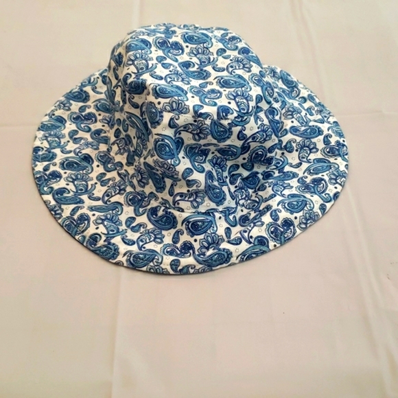 Bucket hat - Picture 3 of 11